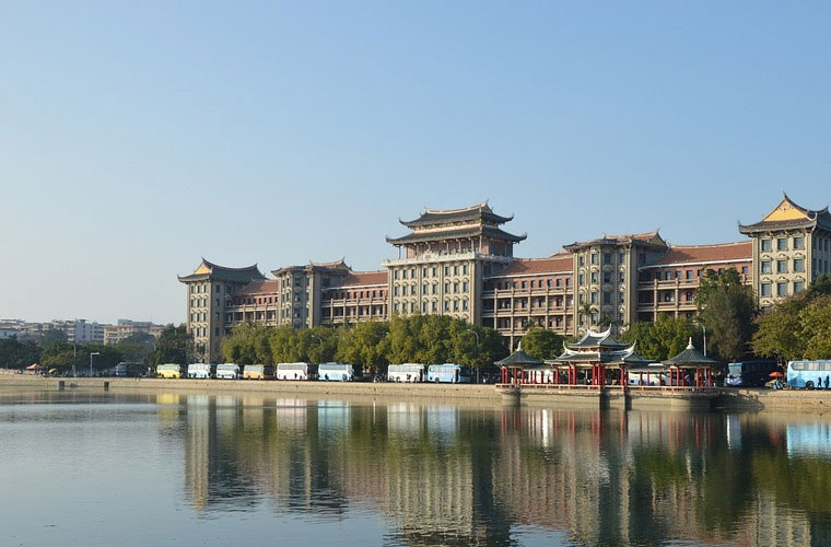 郑州商贸旅游职业学院