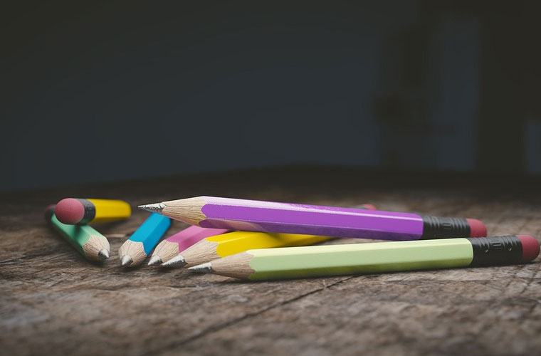 初中毕业学美术哪个学校好 初中毕业学美术哪个学校好