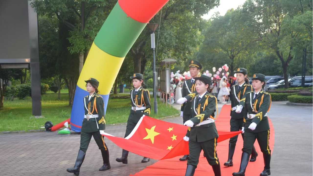 没参加高考想学电子商务专业（面向全国招生的全日制学校）