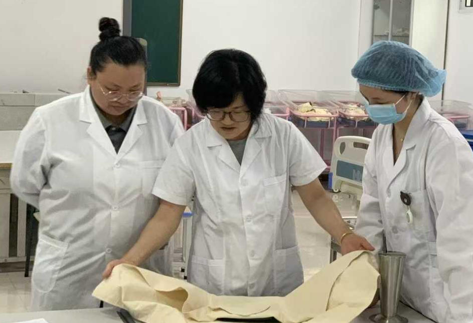 没参加高考想学金融服务与管理专业（面向全国招生的全日制学校）