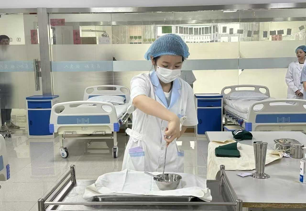 没参加高考想学广播电视编导专业（面向全国招生的全日制学校）